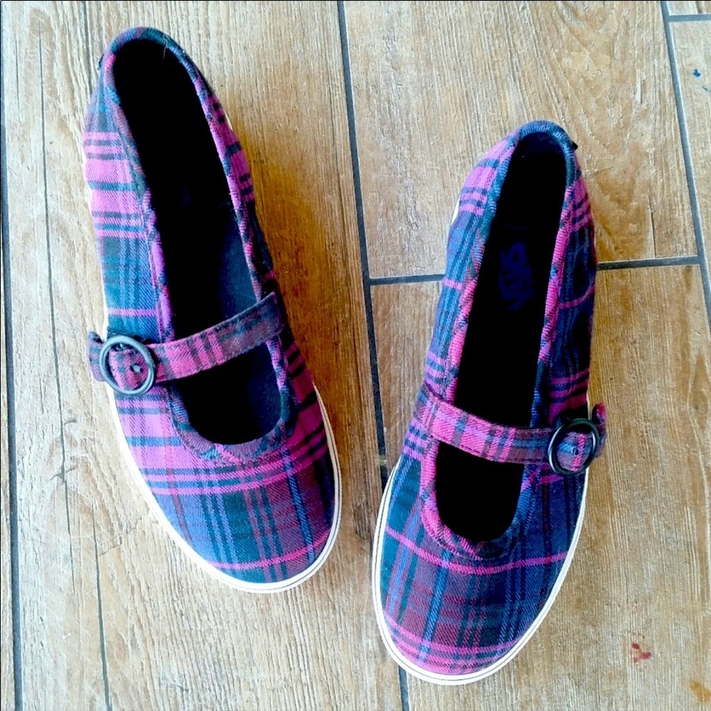 NWOT VANS MARY JANE
